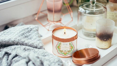 Tray with xmas candles